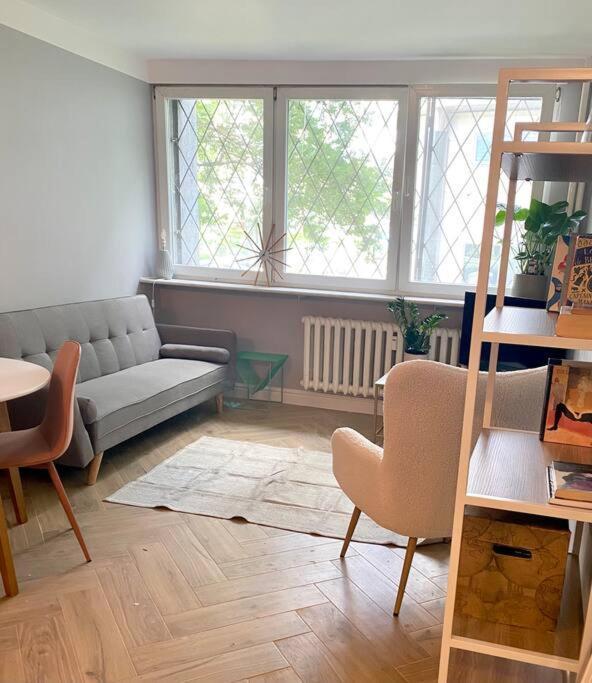 Apartment Close To Metro, 8 Minutes To Centrum And Near Airport Varsovia Exterior foto